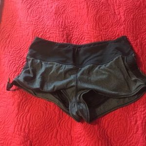 Lulemon shorts